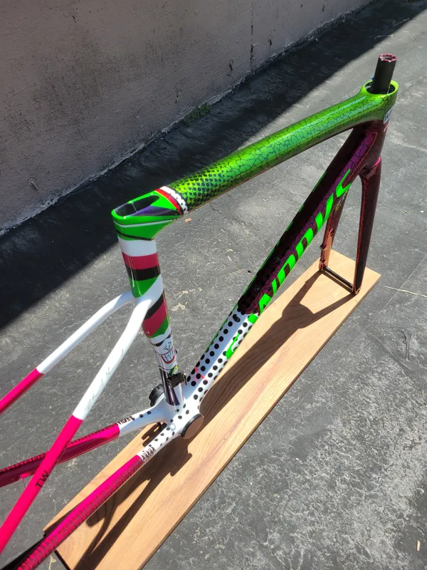 One of One Paint Jobs - SL8 The Joker Bike