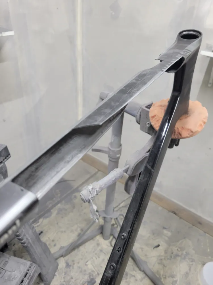 Broken top tube damage